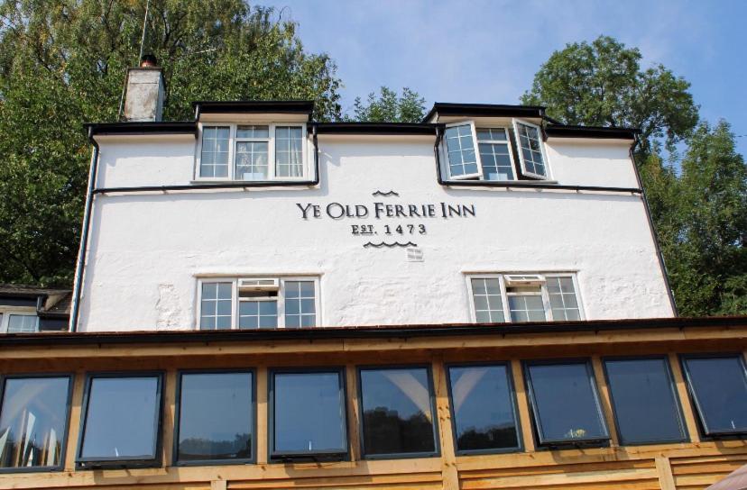 Ye Old Ferrie Inn Symonds Yat Exteriör bild